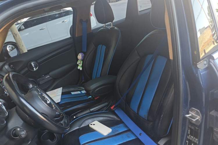 Used MINI 2016 1.2T ONE Five-Door Edition Left Front Seat