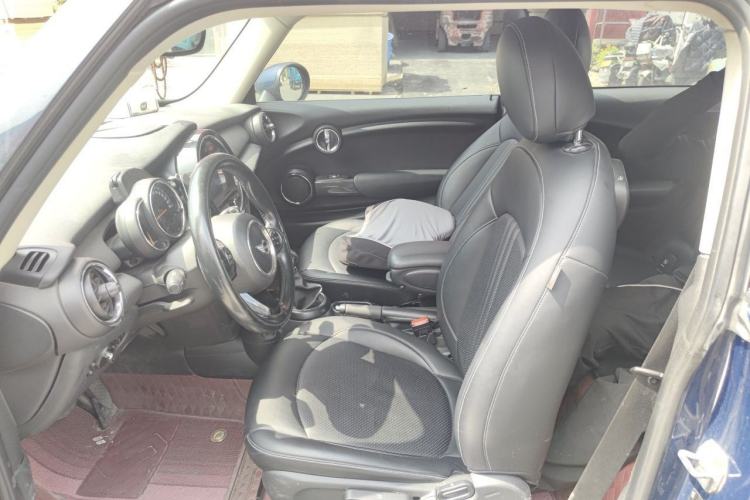 Used MINI 2016 1.2T ONE Pioneer Edition Left Front Seat