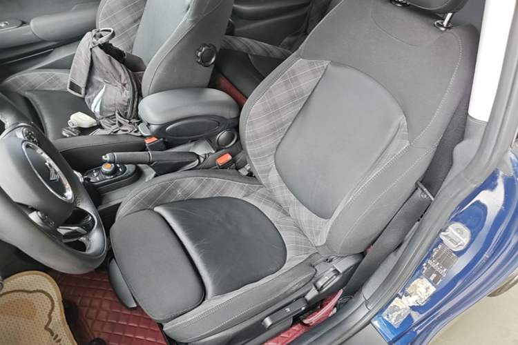 Used MINI 2016 1.5T COOPER Left Front Seat