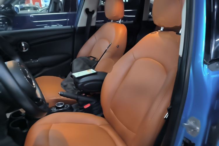 Used MINI 2016 1.2T ONE Five-Door Edition Left Front Seat