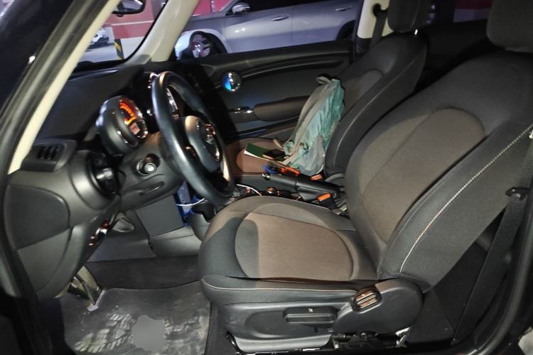 Used MINI 2016 1.5T COOPER Left Front Seat