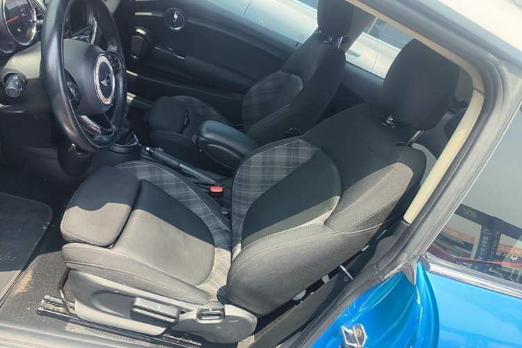 Used MINI 2016 1.5T COOPER Left Front Seat