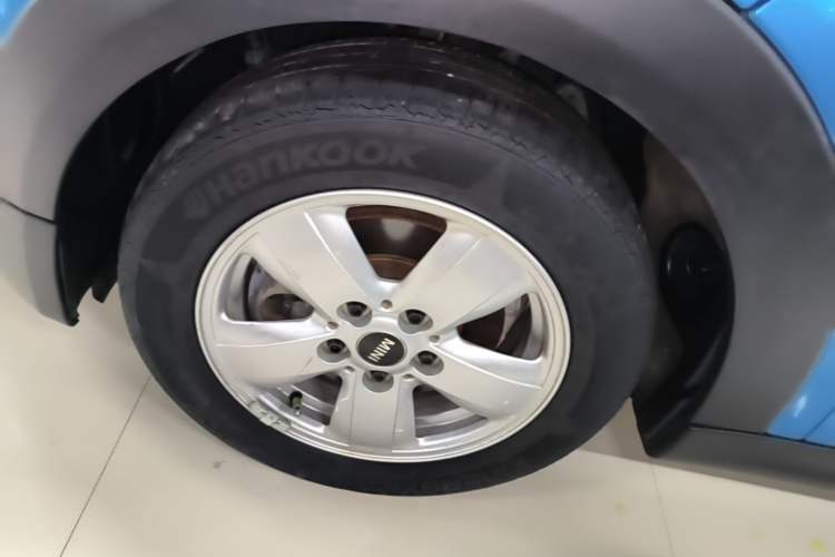 Used MINI 2016 1.2T ONE Five-Door Edition Left Front Wheel Hub