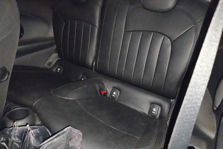 Used MINI 2016 1.5T COOPER Left Rear Seat