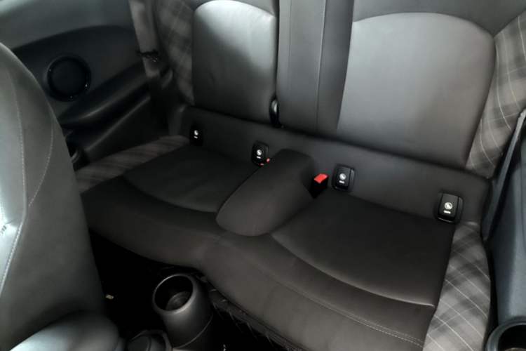 Used MINI 2016 1.5T COOPER Left Rear Seat