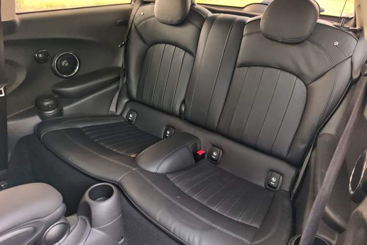 Used MINI 2016 2.0T COOPER S SEVEN Left Rear Seat