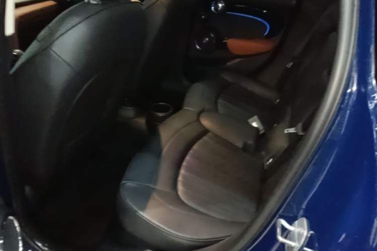 Used MINI 2016 2.0T COOPER S SEVEN Five-Door Edition Left Rear Seat