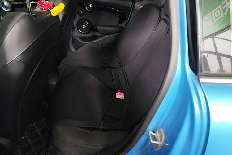 Used MINI 2016 2.0T COOPER S Pioneer Edition Five-Door Model Left Rear Seat