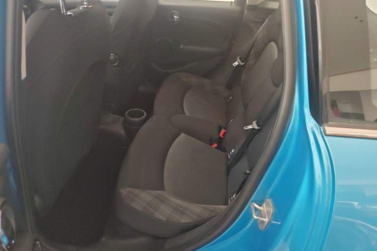 Used MINI 2016 1.5T COOPER Five-Door Edition Left Rear Seat