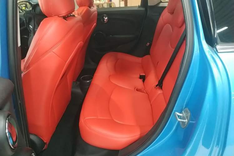 Used MINI 2016 1.5T COOPER Five-Door Edition Left Rear Seat