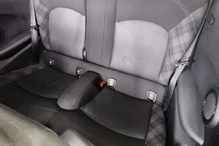 Used MINI 2016 1.5T COOPER Left Rear Seat