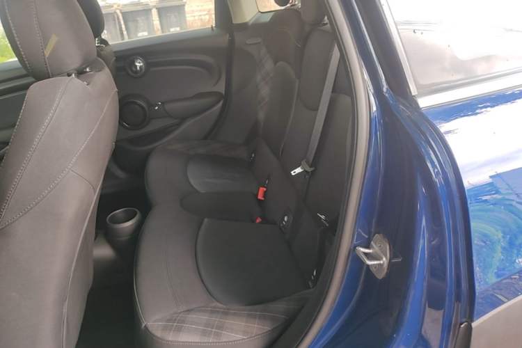 Used MINI 2016 1.5T COOPER Five-Door Edition Left Rear Seat