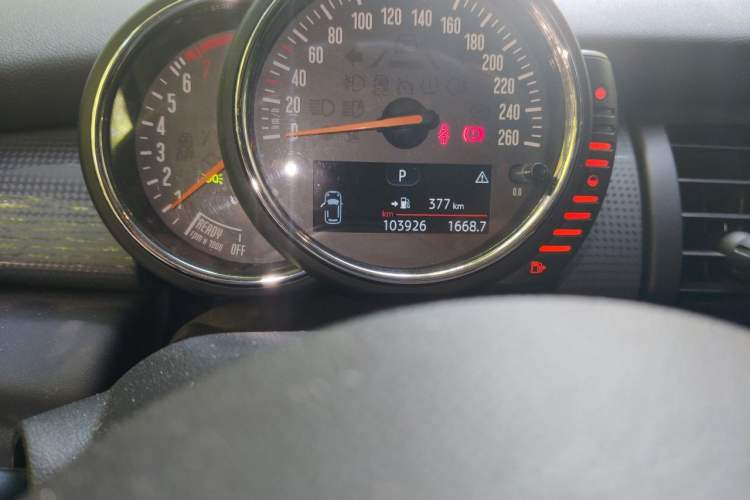 Used MINI 2016 1.5T COOPER Avant-Garde Odometer Close Up