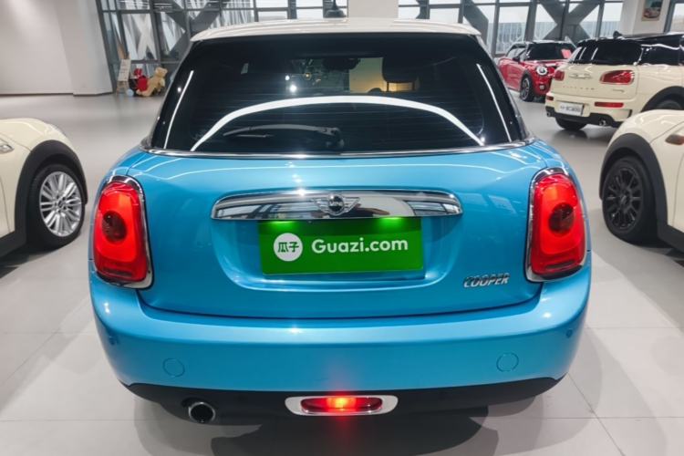 Used MINI 2016 1.5T COOPER Five-Door Edition Rear