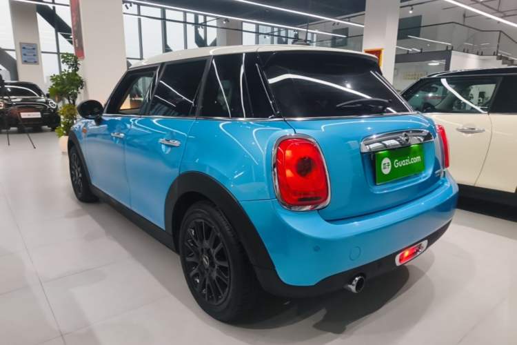 Used MINI 2016 1.5T COOPER Five-Door Edition Rear Left 45 Deg