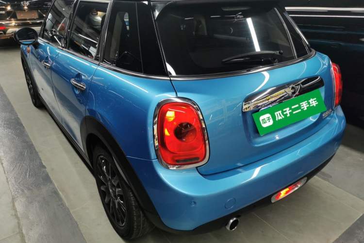 Used MINI 2016 1.5T COOPER Five-Door Edition Rear Left 45 Deg