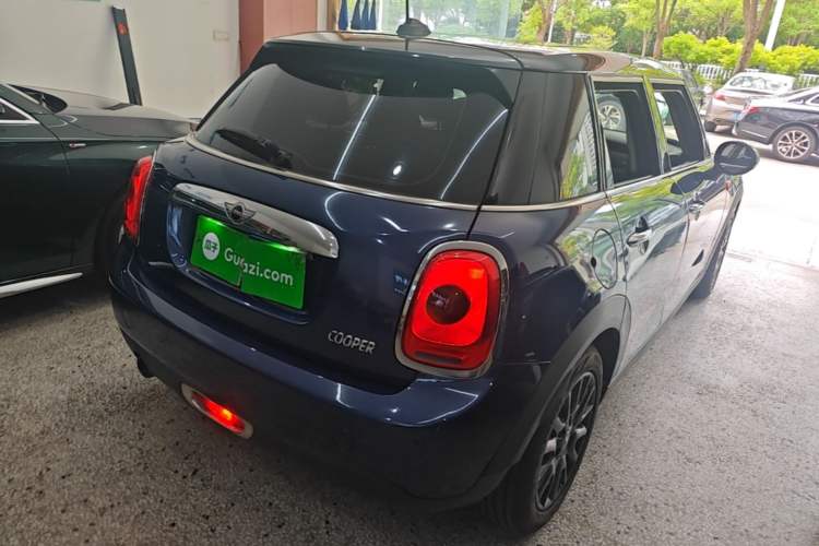 Used MINI 2016 1.5T COOPER Five-Door Edition Rear Right 45 Deg