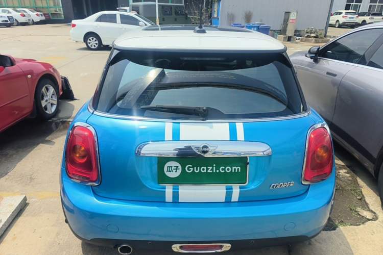 Used MINI 2016 1.5T COOPER Rear