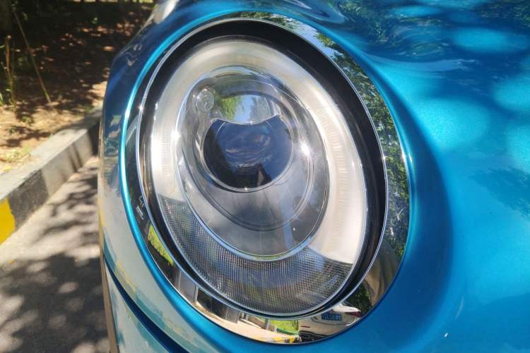 Used MINI 2016 1.5T COOPER Avant-Garde Right Front Headlight