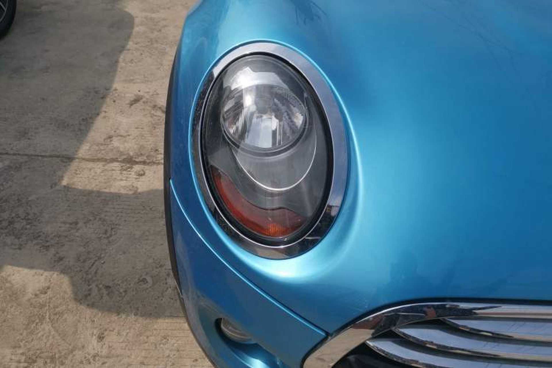 Used MINI 2016 1.5T COOPER Five-Door Edition Right Front Headlight