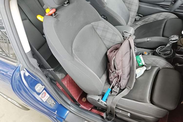 Used MINI 2016 1.5T COOPER Right Front Seat