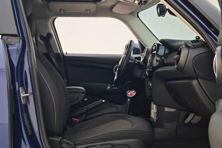Used MINI 2016 1.2T ONE Five-Door Edition Right Front Seat