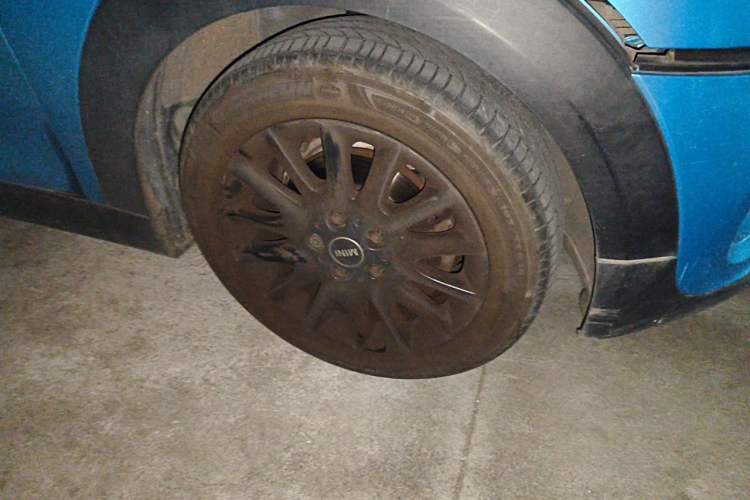 Used MINI 2016 1.5T COOPER Right Front Wheel Hub