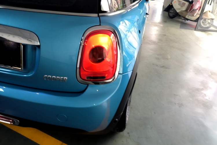 Used MINI 2016 1.5T COOPER Right Rear Taillight