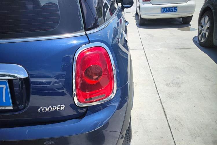 Used MINI 2016 1.5T COOPER Right Rear Taillight