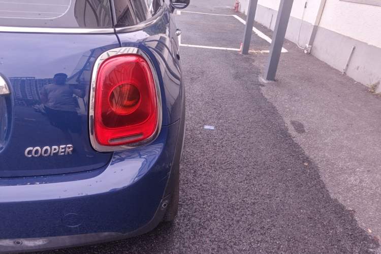 Used MINI 2016 1.5T COOPER Right Rear Taillight