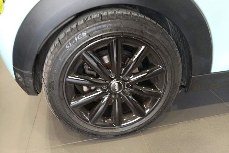 Used MINI 2016 1.5T COOPER Performance Edition Right Rear Wheel Hub
