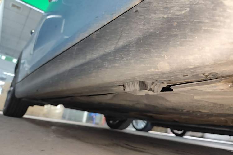 Used MINI 2016 2.0T COOPER S Pioneer Edition Five-Door Model Right Side Sill