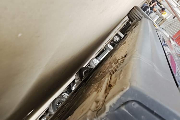 Used MINI 2016 1.5T COOPER Right Side Sill