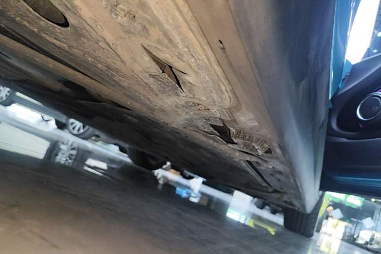 Used MINI 2016 1.5T COOPER CABRIO Right Side Sill