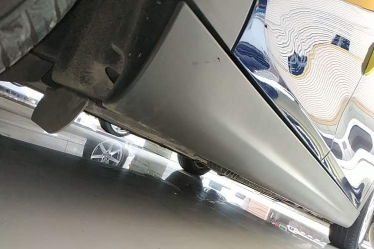 Used MINI 2016 1.2T ONE Five-Door Edition Right Side Sill