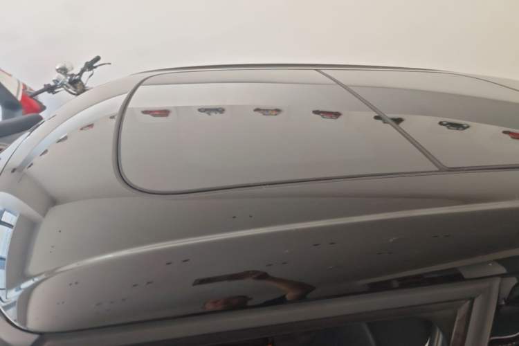 Used MINI 2016 1.5T COOPER Five-Door Edition Roof