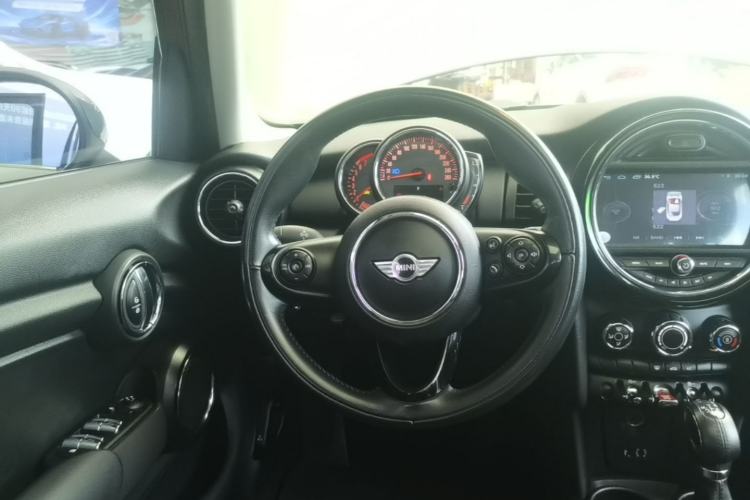 Used MINI 2016 1.2T ONE Pioneer Edition Five-Door Version Steering Wheel