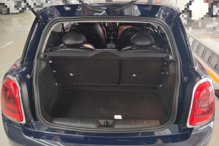 Used MINI 2016 1.5T COOPER SEVEN Trunk