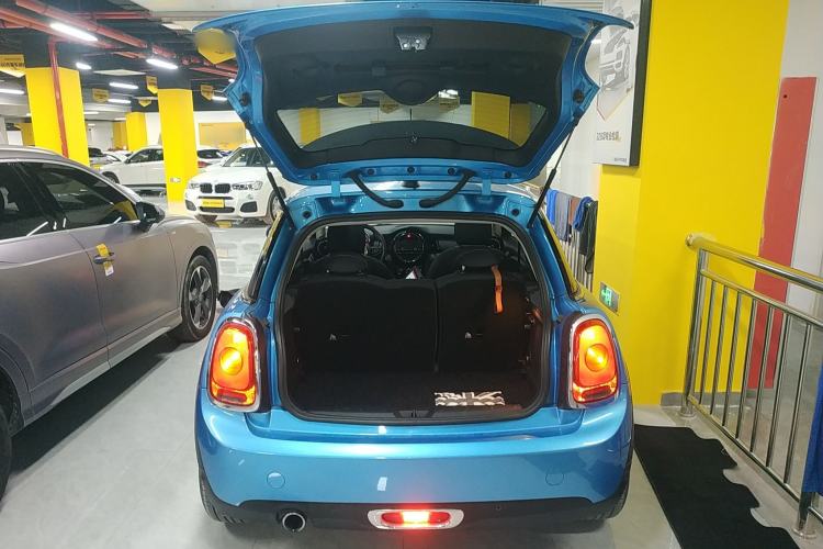 Used MINI 2016 1.2T ONE Pioneer Edition Trunk