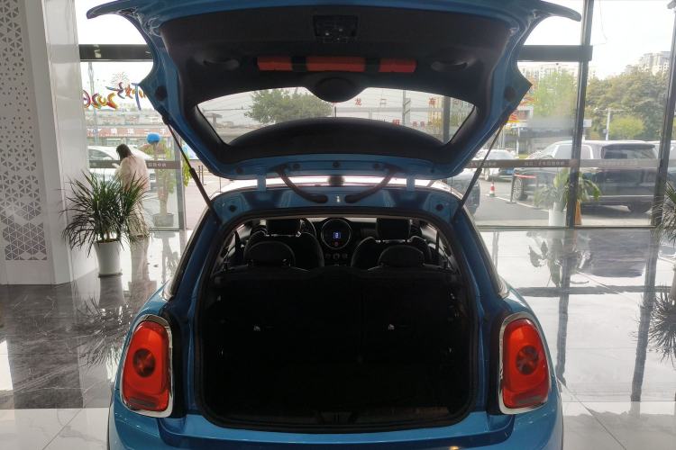 Used MINI 2016 1.5T COOPER Trunk