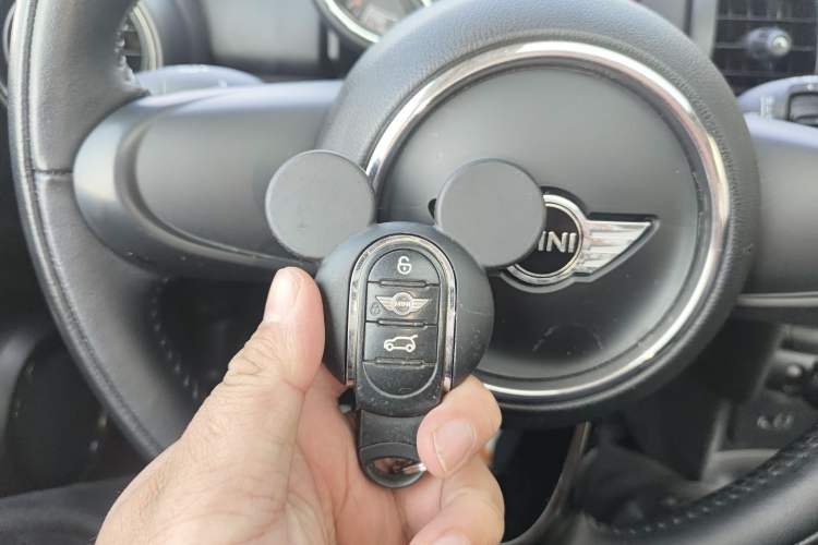 Used MINI 2016 1.2T ONE Five-Door Edition Vehicle Key