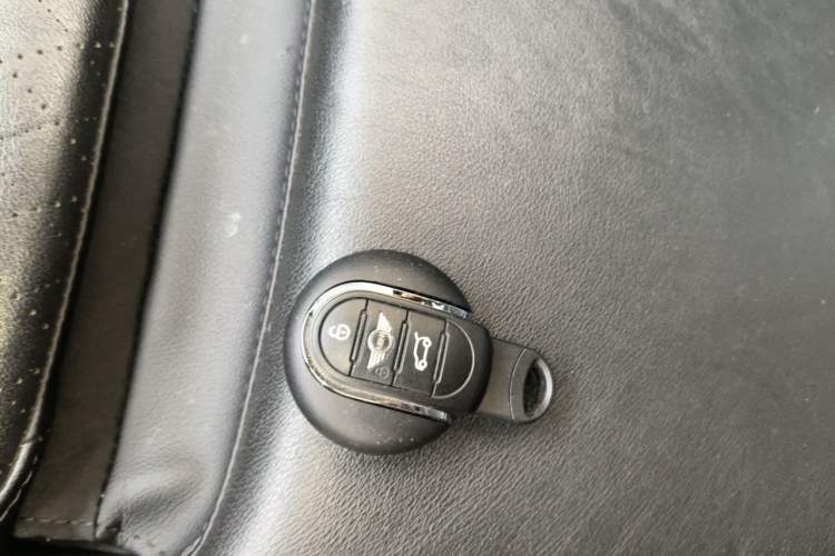 Used MINI 2016 1.5T COOPER Performance Edition Vehicle Key