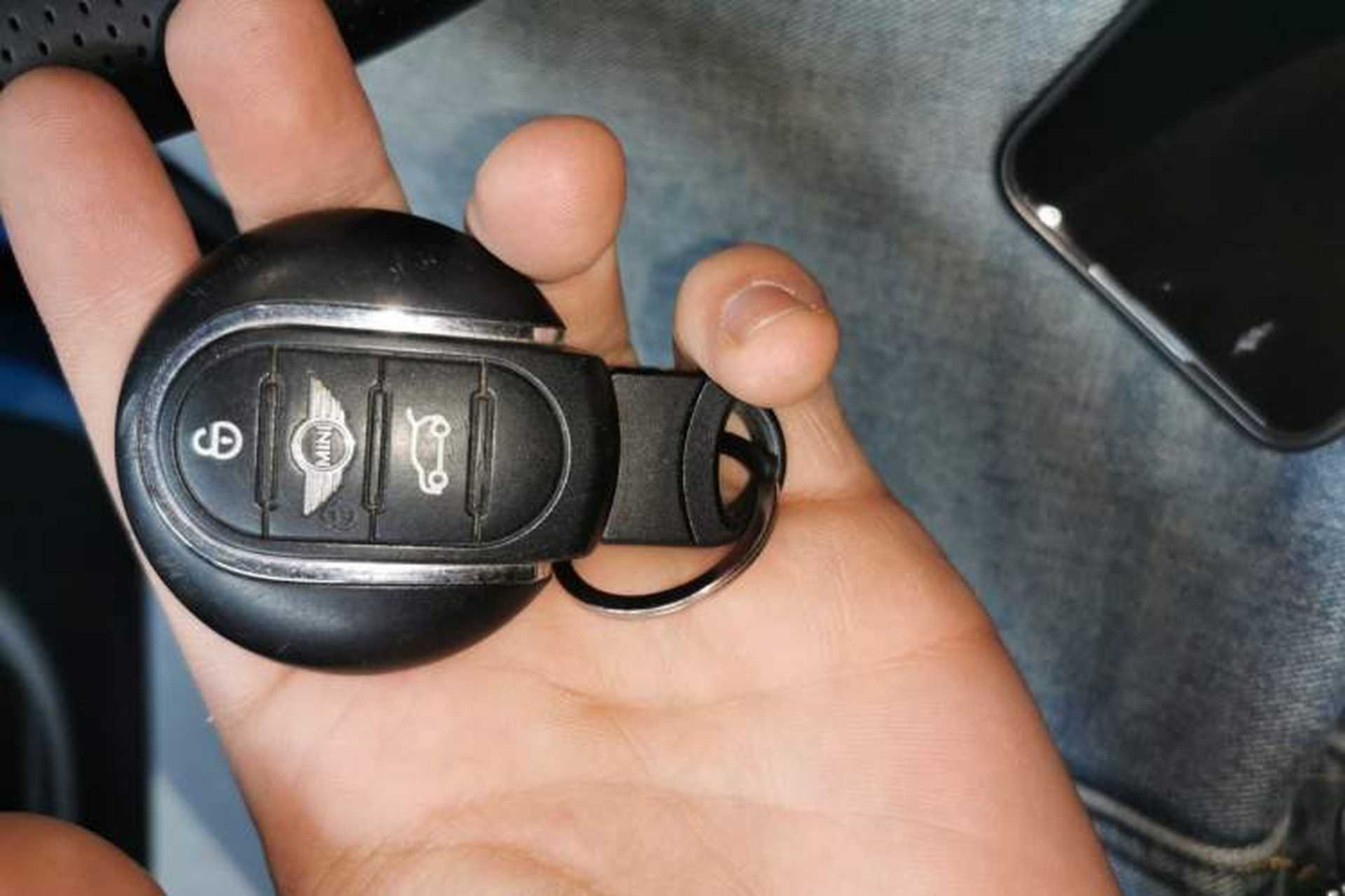 Used MINI 2016 1.5T COOPER Five-Door Edition Vehicle Key