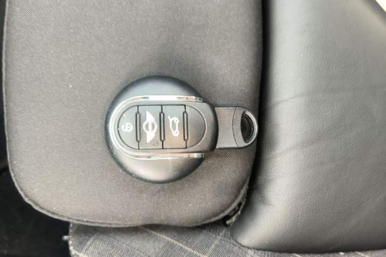 Used MINI 2016 1.5T COOPER Vehicle Key
