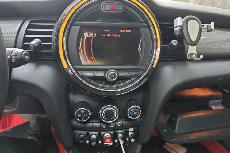 Used MINI 2016 1.5T COOPER Audio And AC Panel