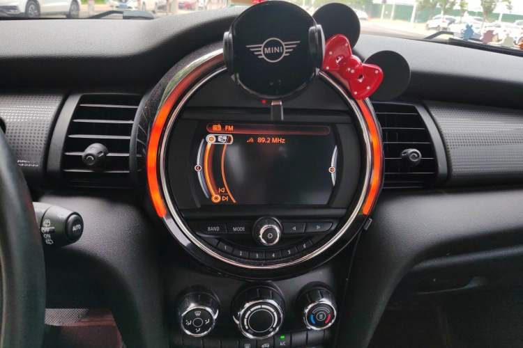 Used MINI 2016 1.5T COOPER Audio And AC Panel