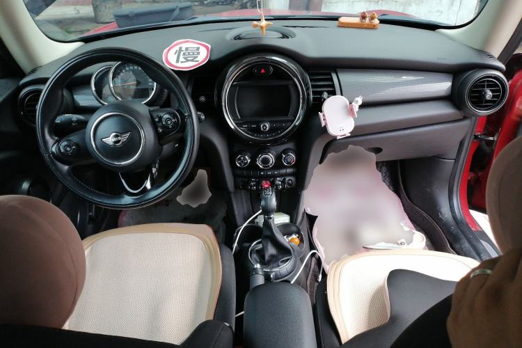 Used MINI 2016 1.5T COOPER Center Console
