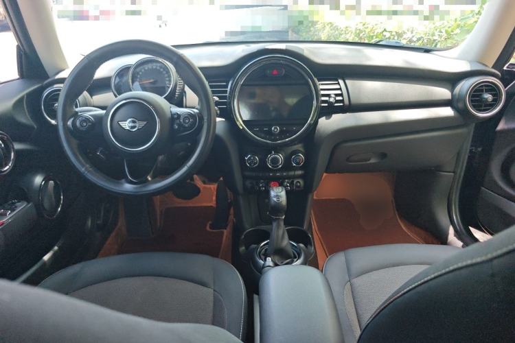 Used MINI 2016 1.2T ONE Pioneer Edition Center Console