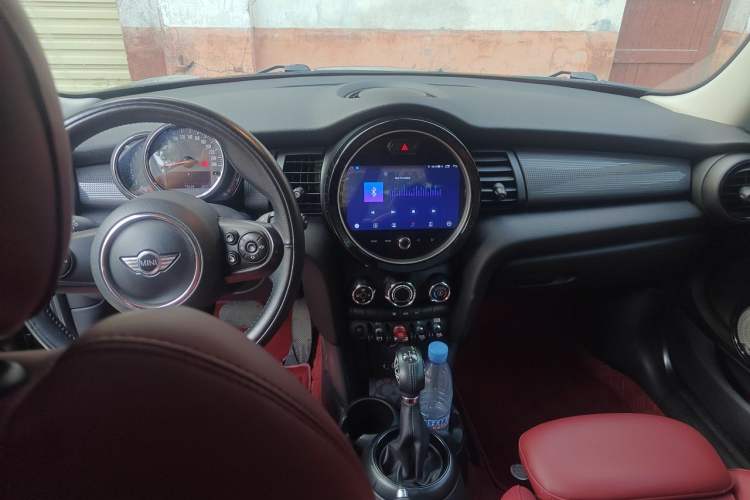 Used MINI 2016 1.5T COOPER Center Console