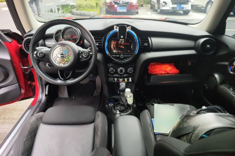 Used MINI 2016 1.5T COOPER Center Console